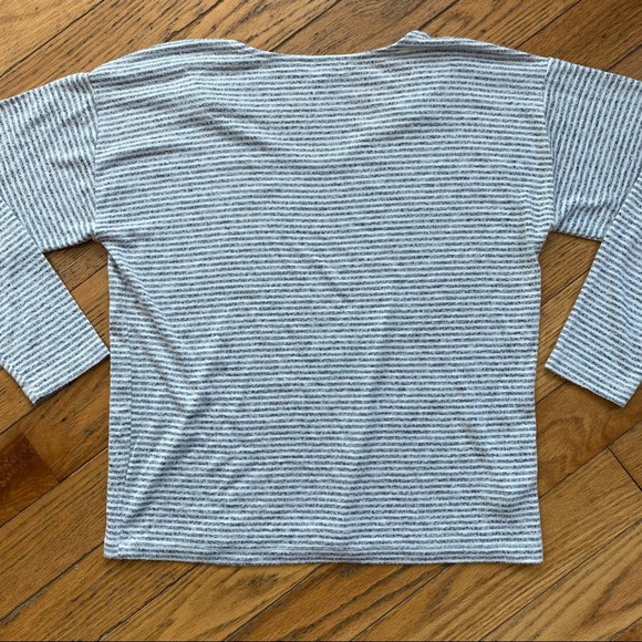 Ann Taylor LOFT Sleep Gray White Stripe Long Sleeve Size S - Picture 5 of 5